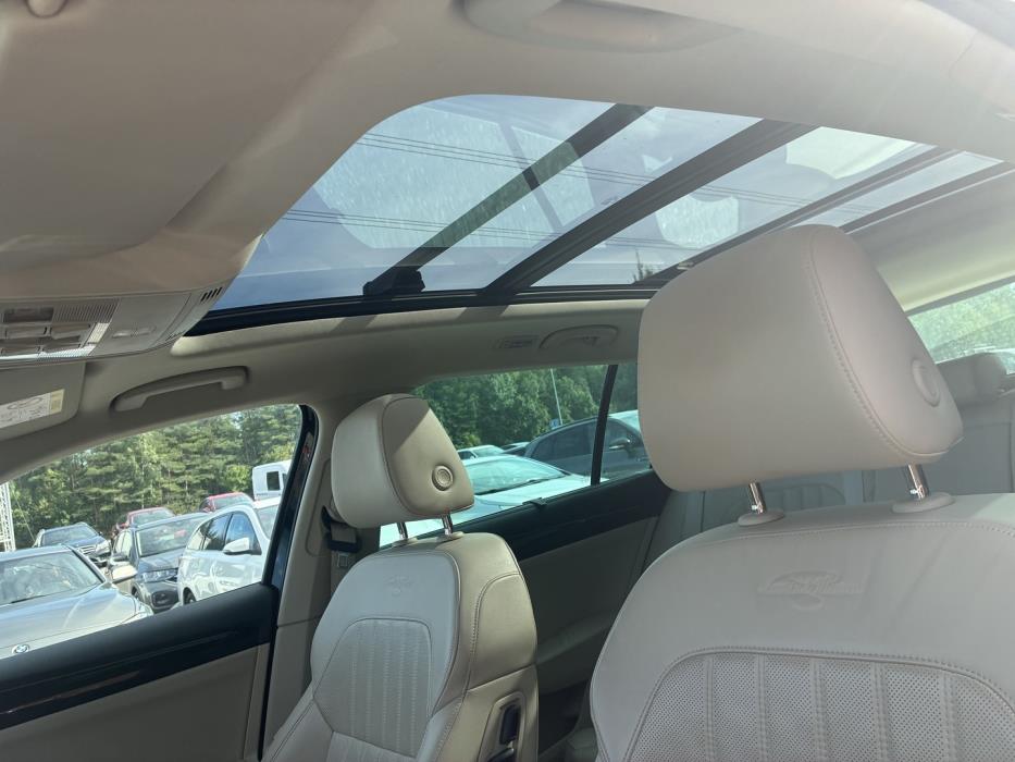 SKODA Superb 2016