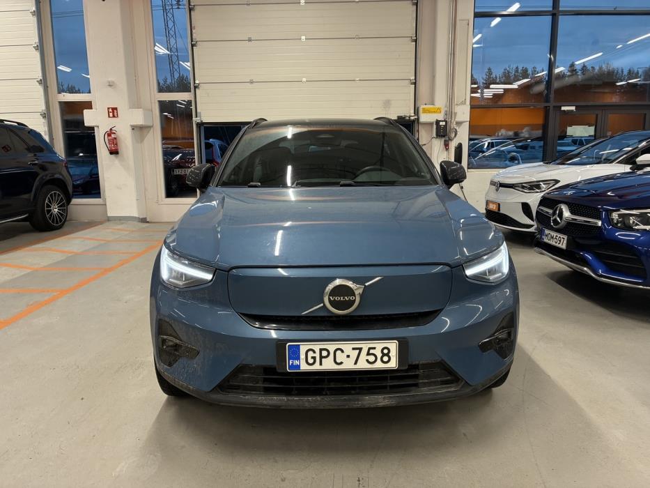 VOLVO XC40 2022