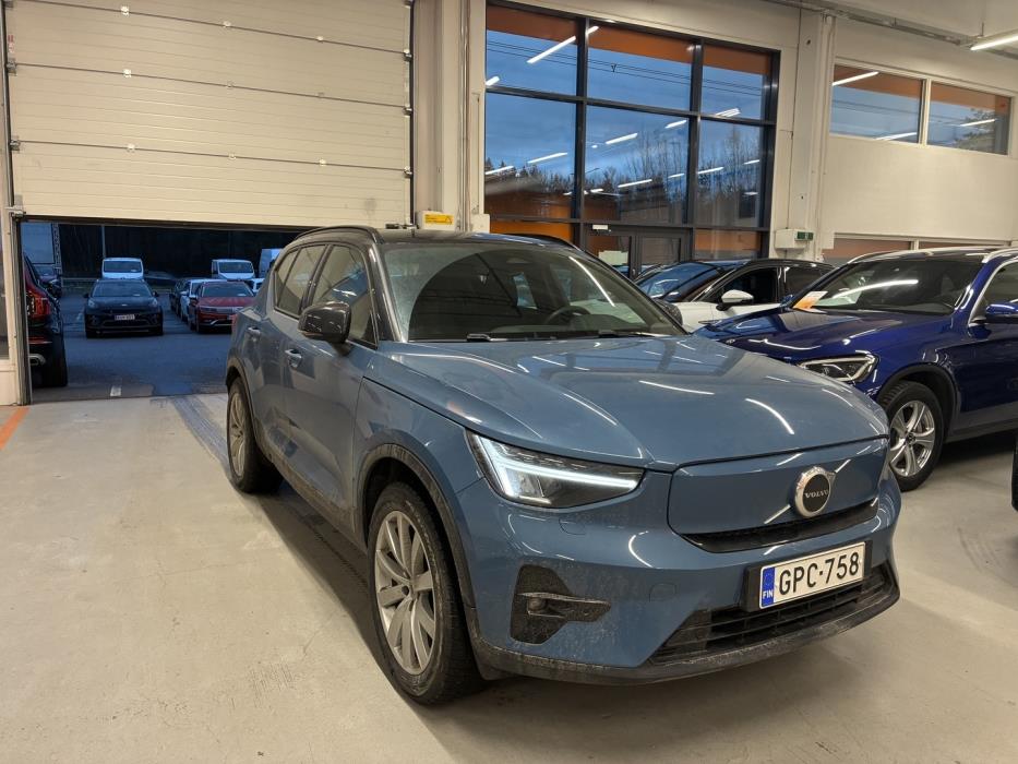 VOLVO XC40 2022