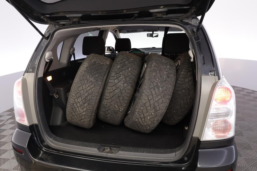 TOYOTA Corolla Verso 2009