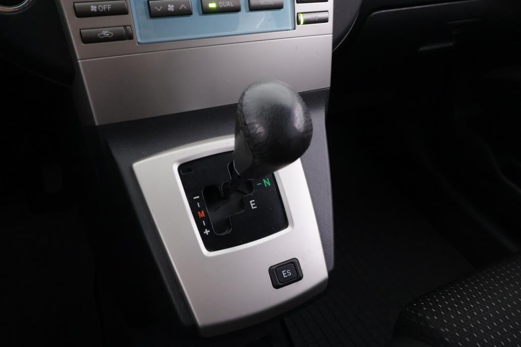 TOYOTA Corolla Verso 2009