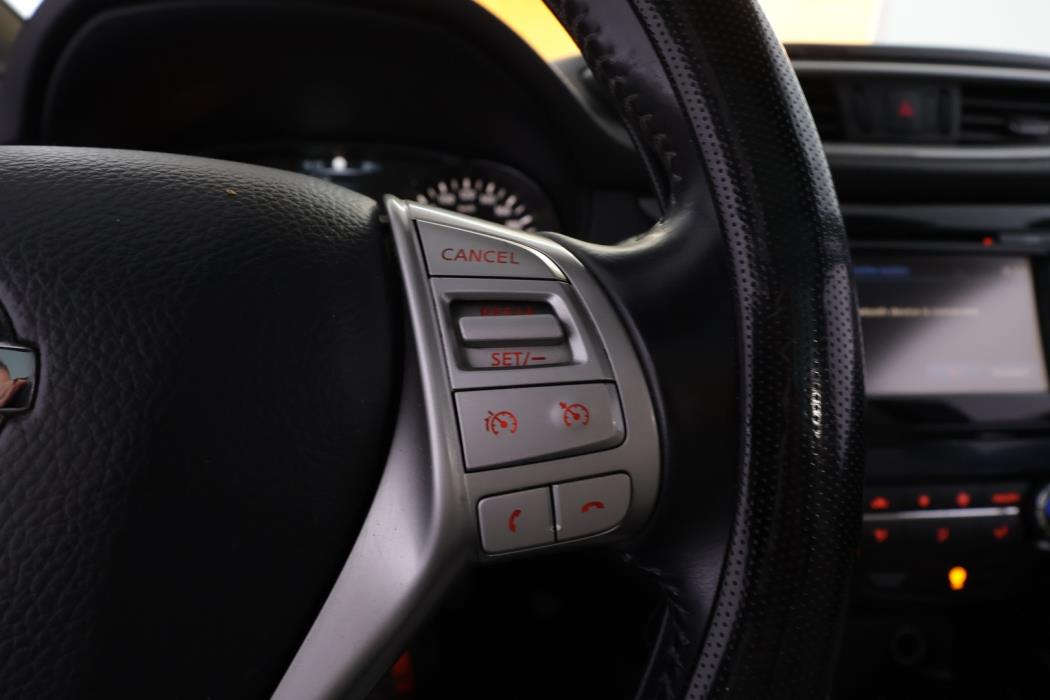 NISSAN Qashqai 2014