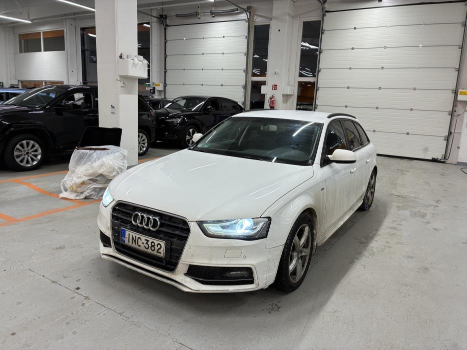 AUDI A4 2014
