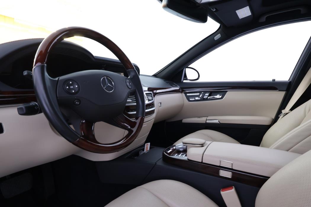 MERCEDES-BENZ S 2007