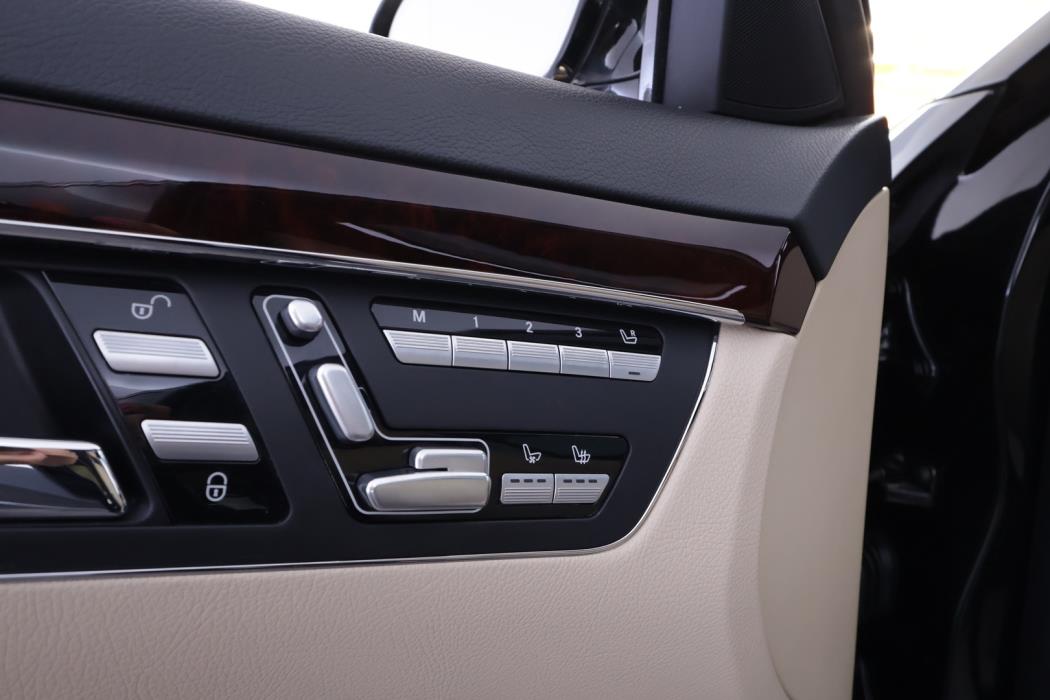 MERCEDES-BENZ S 2007