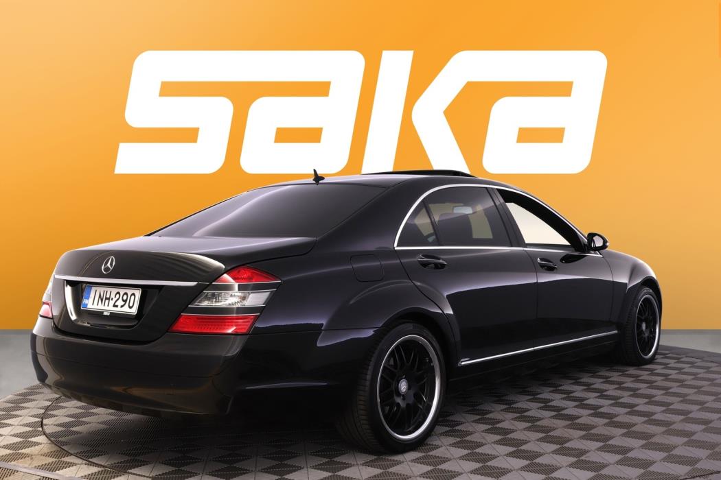 MERCEDES-BENZ S 2007