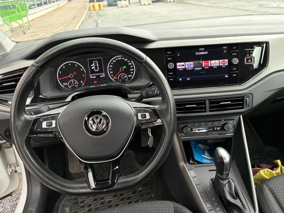 VOLKSWAGEN Polo 2018