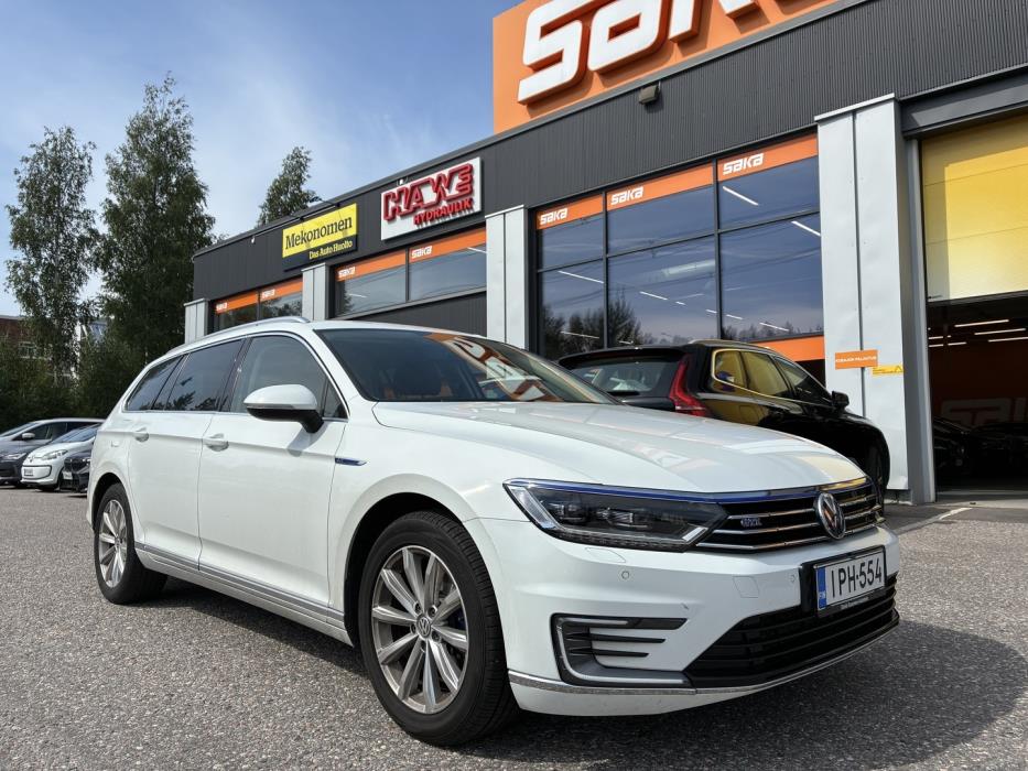 VOLKSWAGEN Passat 2017