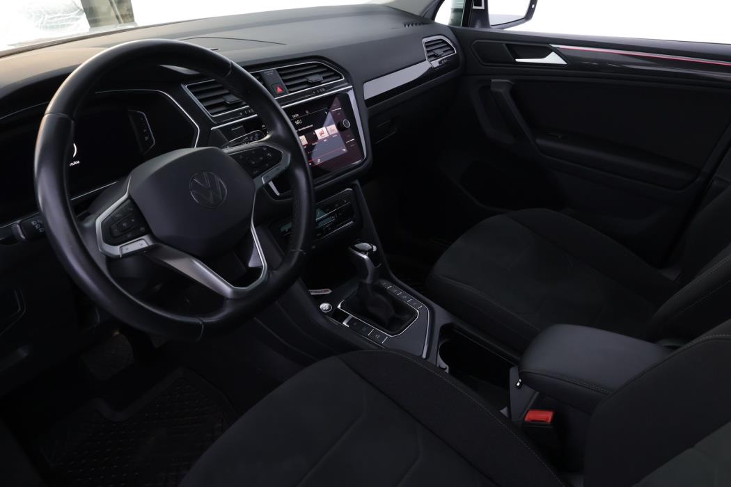 VOLKSWAGEN Tiguan 2021
