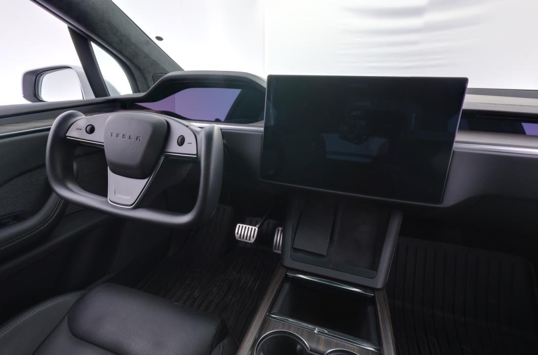 TESLA Model X 2023