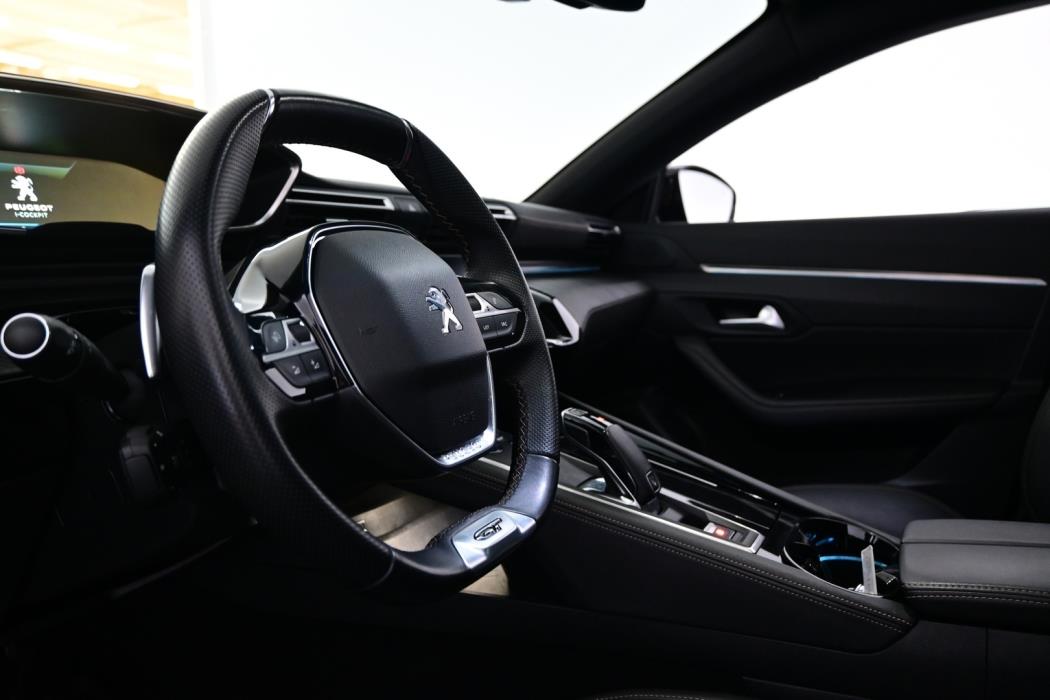 PEUGEOT 508 2021