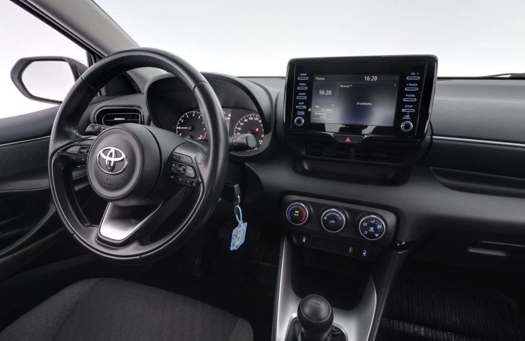 TOYOTA Yaris 2020