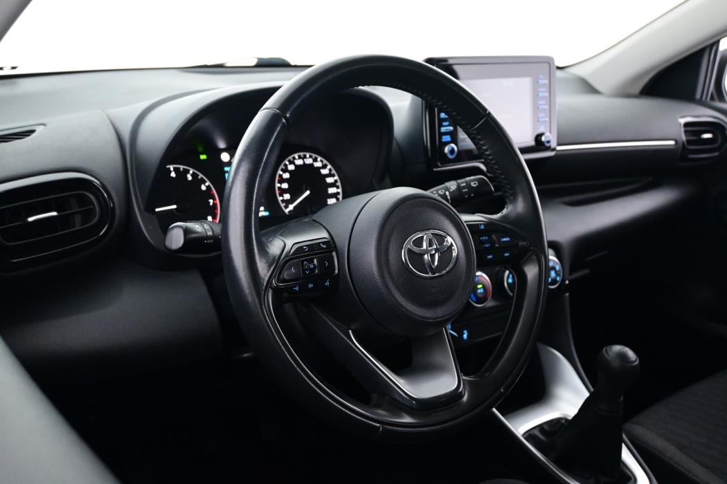TOYOTA Yaris 2020