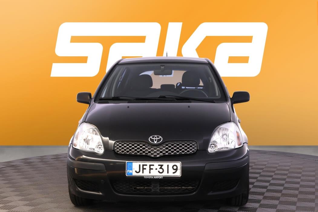 TOYOTA Yaris 2003