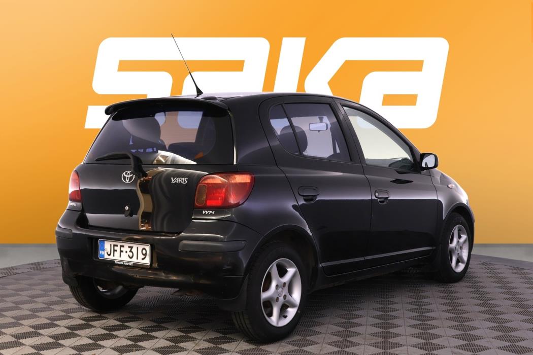 TOYOTA Yaris 2003