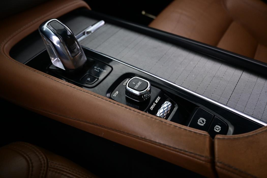 VOLVO XC90 2017