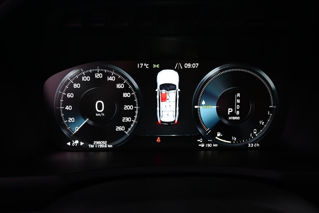 VOLVO XC90 2017