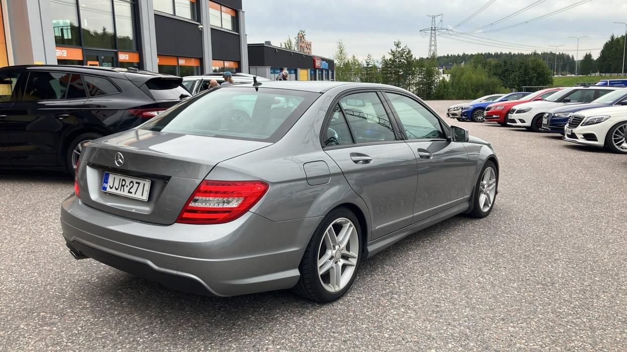 MERCEDES-BENZ C 2013