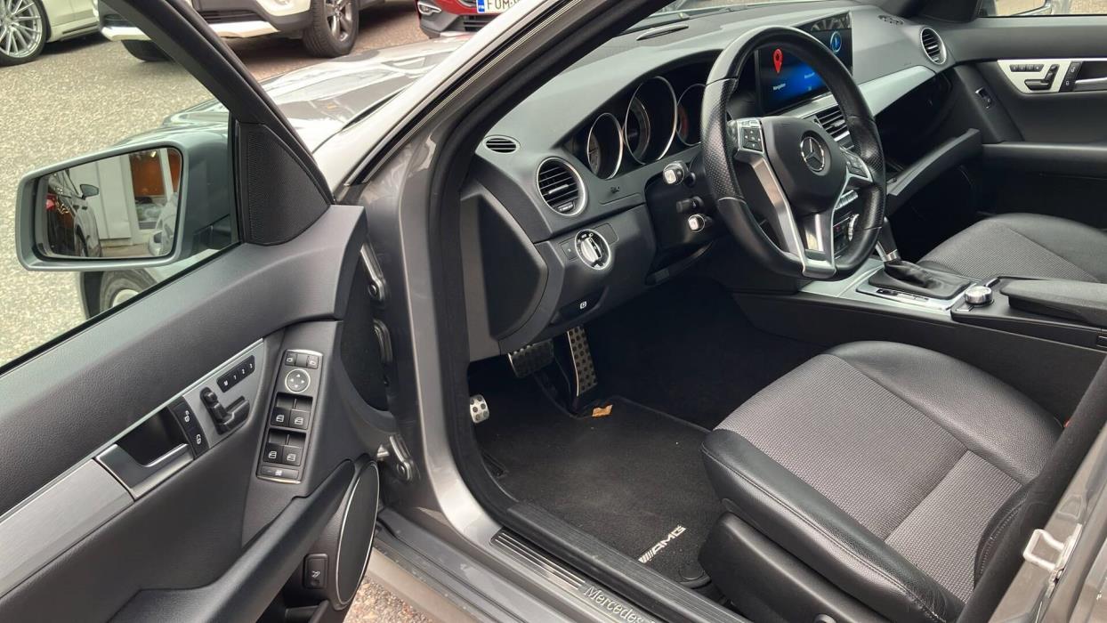 MERCEDES-BENZ C 2013