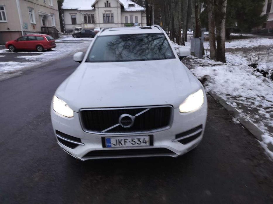 VOLVO XC90 2017