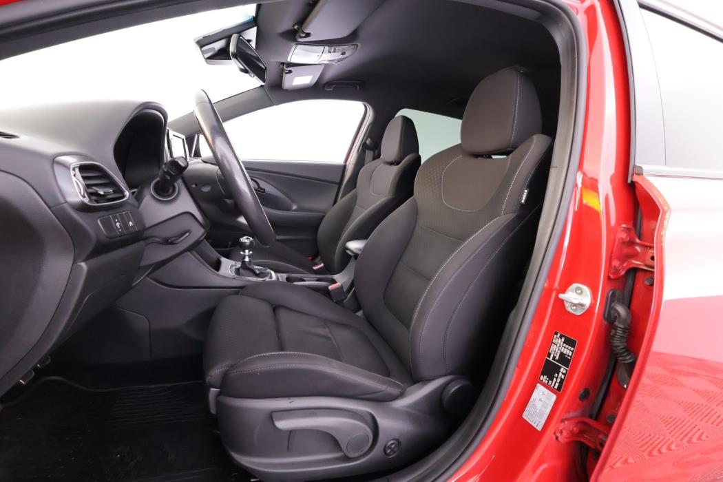 HYUNDAI I30 2018
