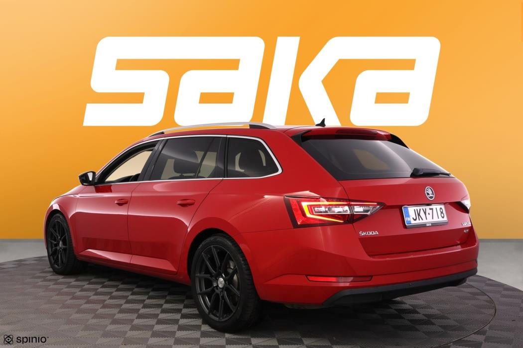 SKODA Superb 2016