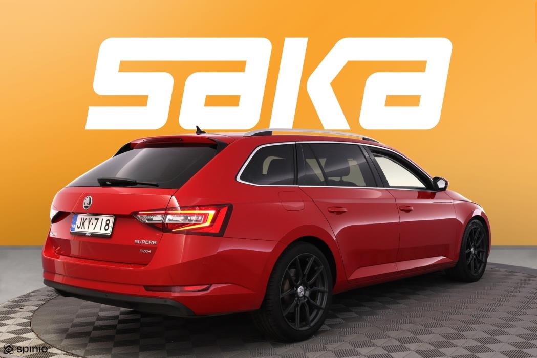 SKODA Superb 2016