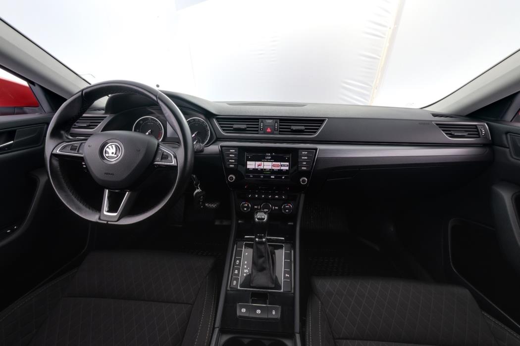 SKODA Superb 2016