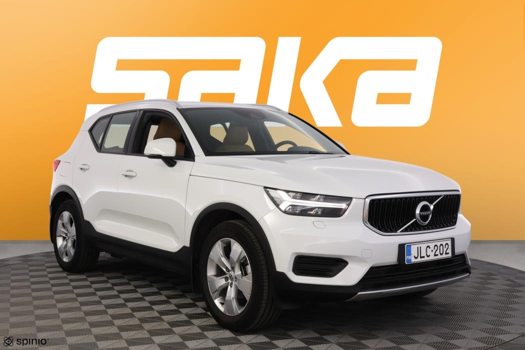 VOLVO XC40 2019