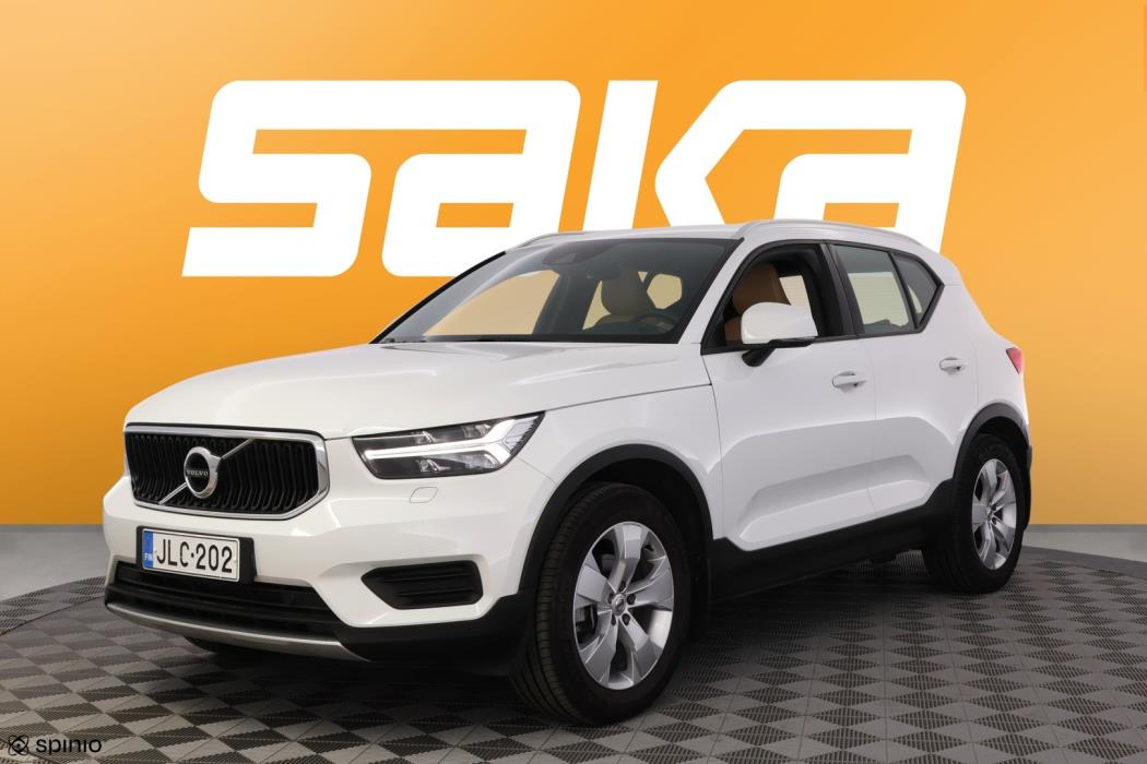 VOLVO XC40 2019