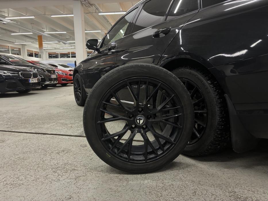 MERCEDES-BENZ C 2016