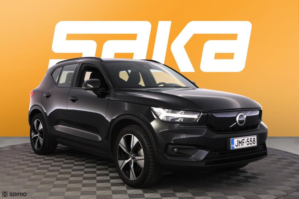 VOLVO XC40 2022