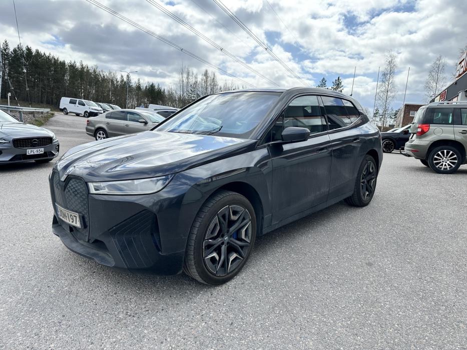 BMW iX 2023