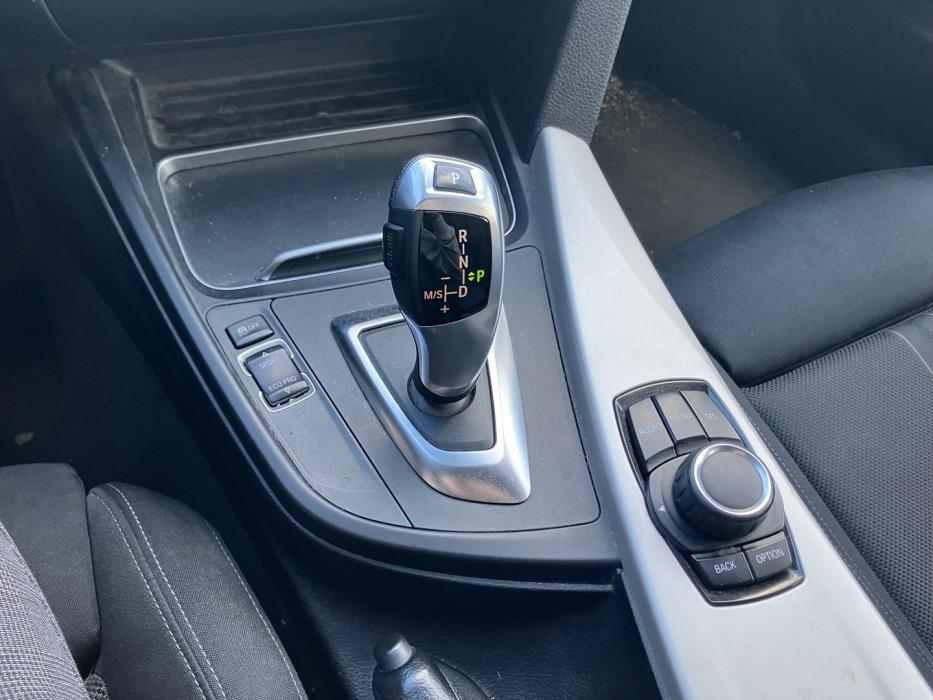BMW 320 2016