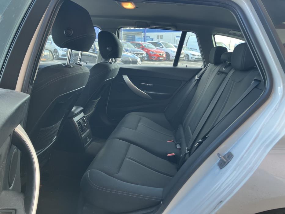 BMW 320 2016
