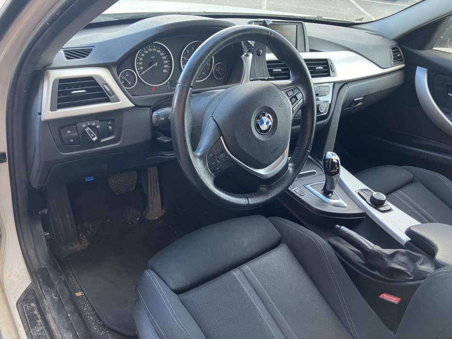 BMW 320 2016