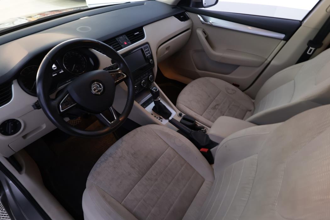 SKODA Octavia 2016