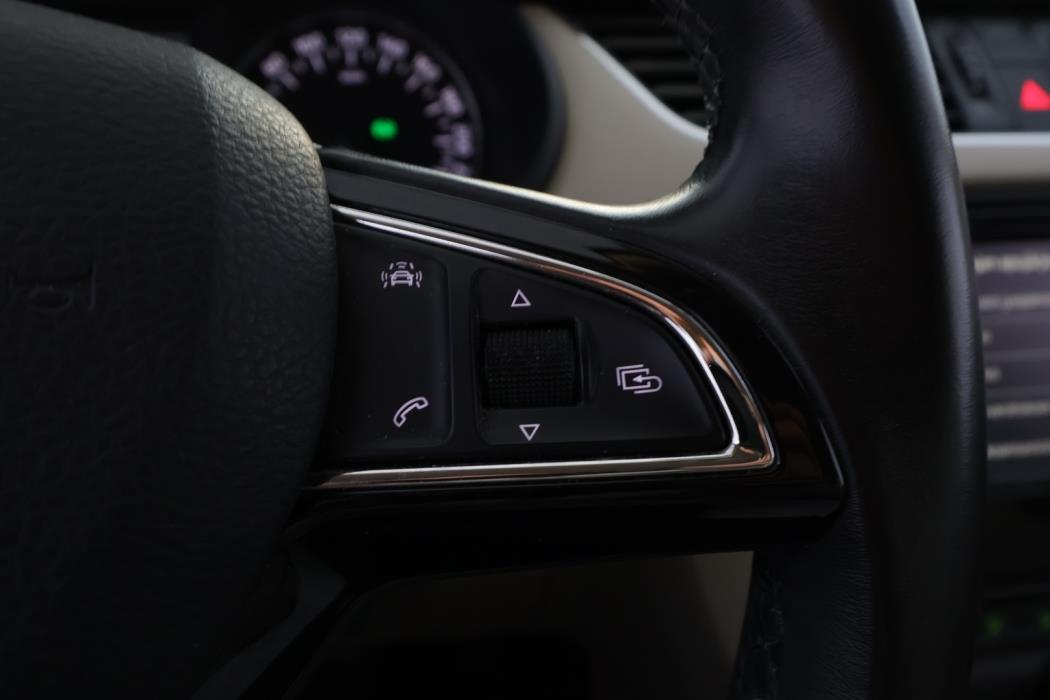 SKODA Octavia 2016