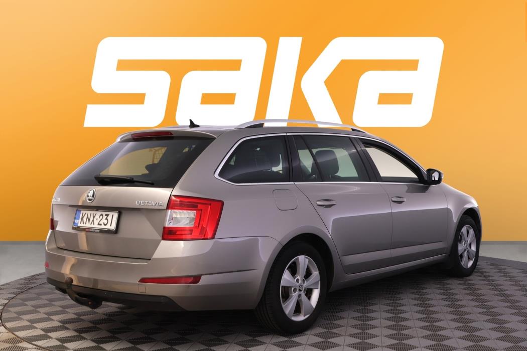 SKODA Octavia 2016