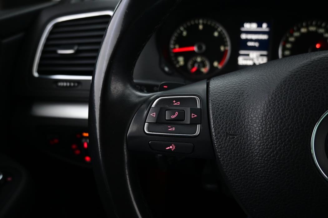 VOLKSWAGEN Sharan 2012