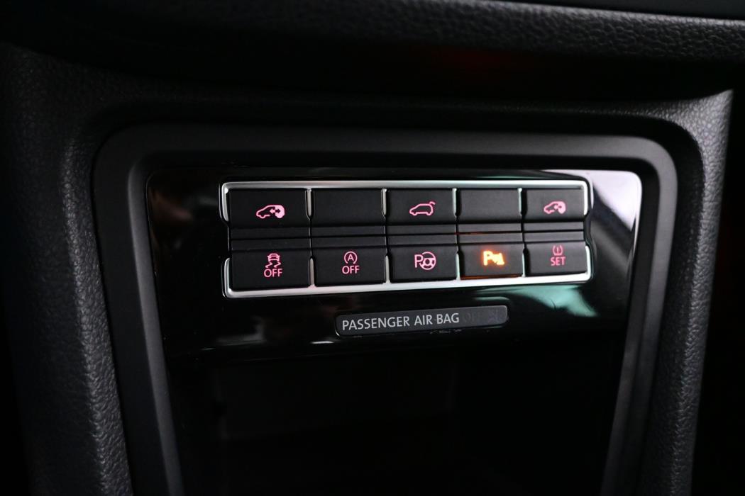 VOLKSWAGEN Sharan 2012