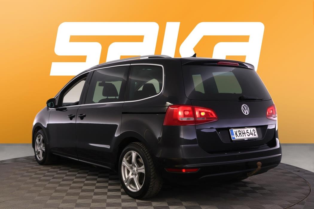 VOLKSWAGEN Sharan 2012