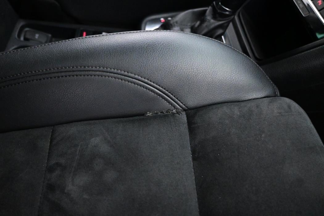 VOLKSWAGEN Sharan 2012