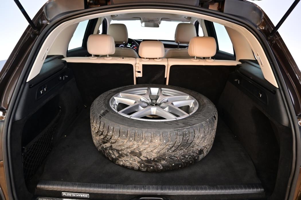 MERCEDES-BENZ GLC 2018