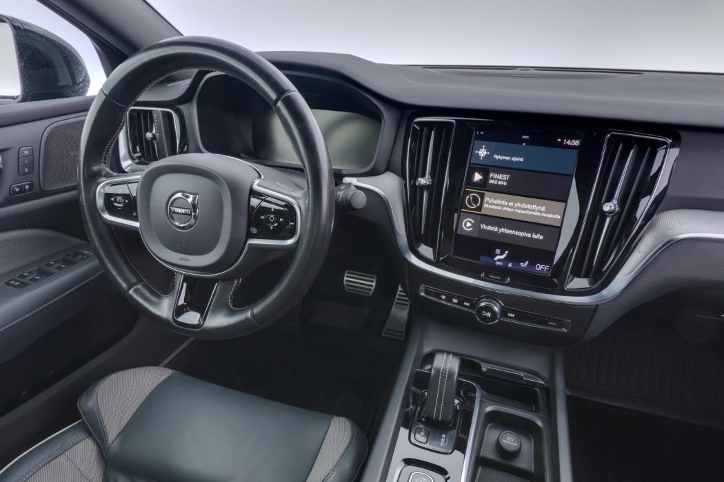 VOLVO S60 2021