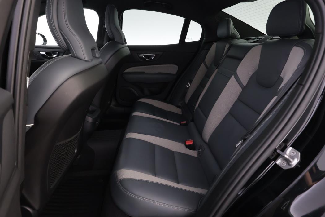 VOLVO S60 2021