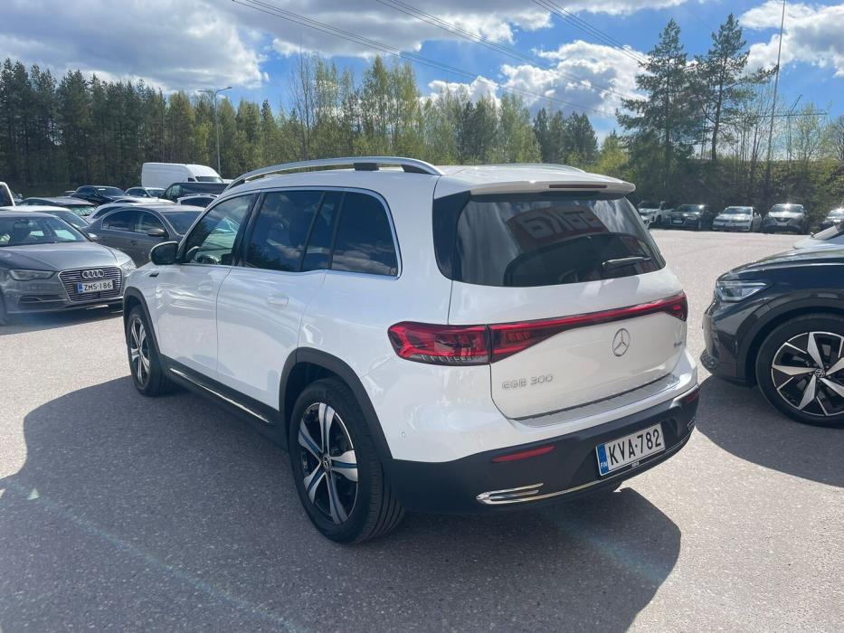 MERCEDES-BENZ EQB 2022