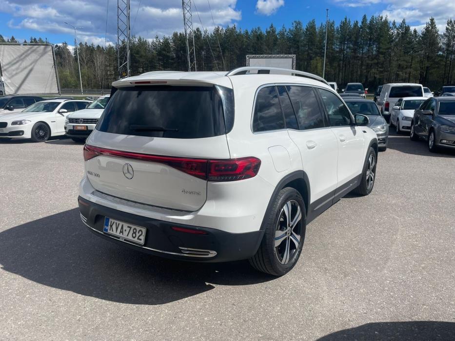 MERCEDES-BENZ EQB 2022