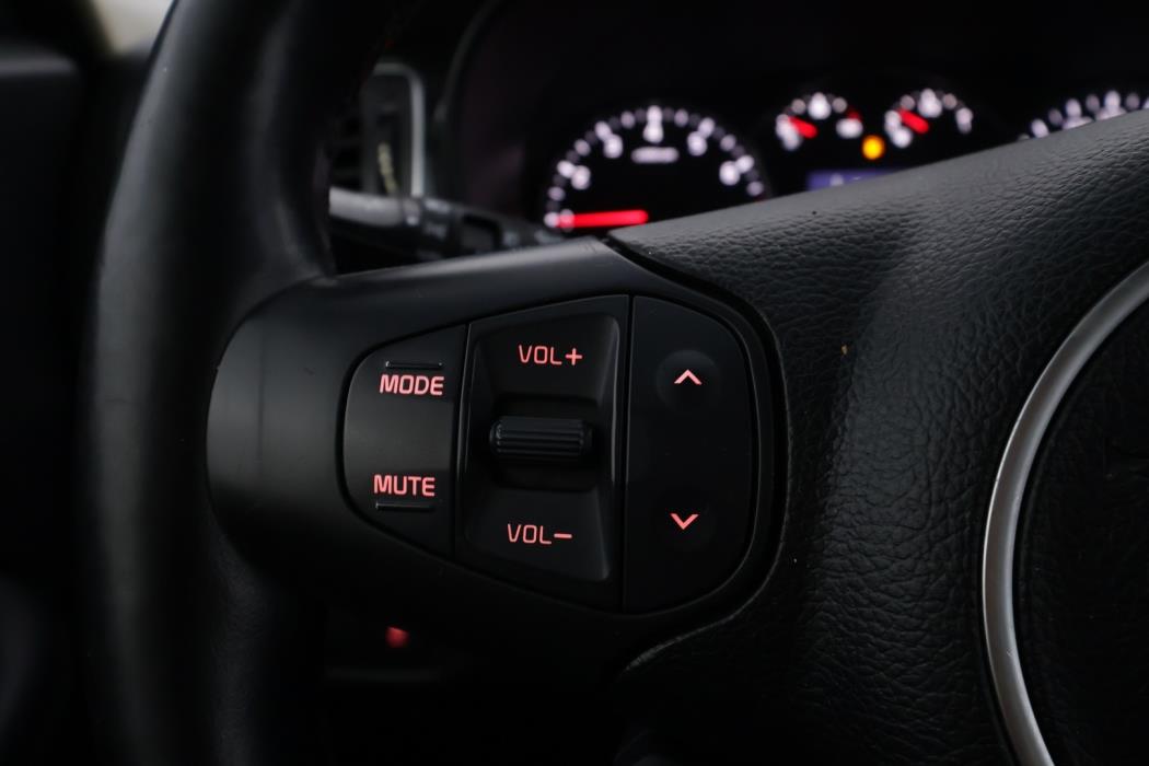 KIA Carens 2016