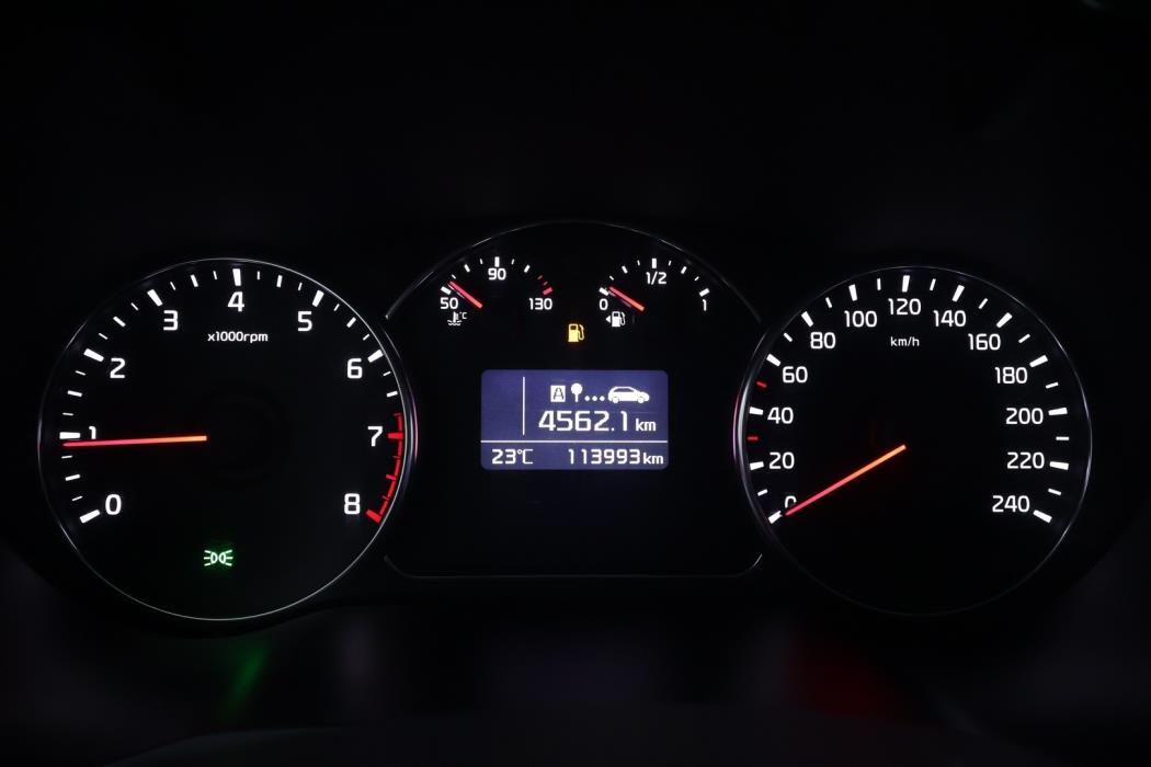 KIA Carens 2016